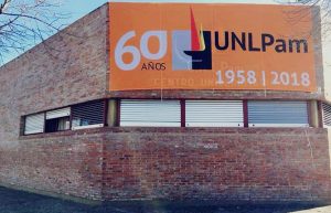 Unlpam edificio bandera 60anios generalpico 4setiembre2018