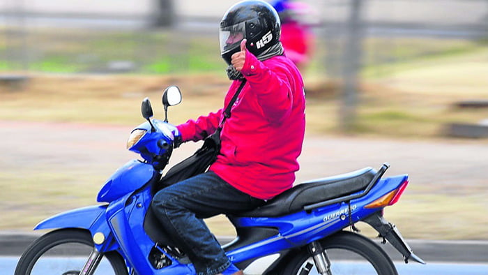 Motociclista moto casco mandados 15julio2019