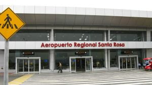 Aeropuerto Santarosa Frente Edificio 22abril2020