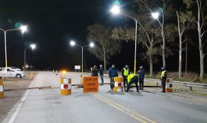 Polica corte ruta pichihuinca 26mayo2020