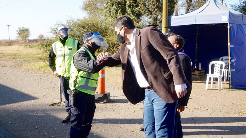 Bensusandaniel Saludo Policias 11junio2020