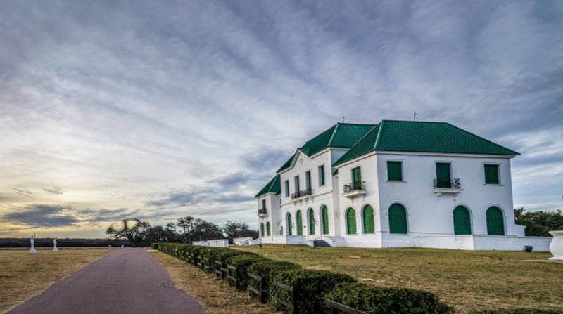 Parqueluro castillo lateral 21diciembre2020