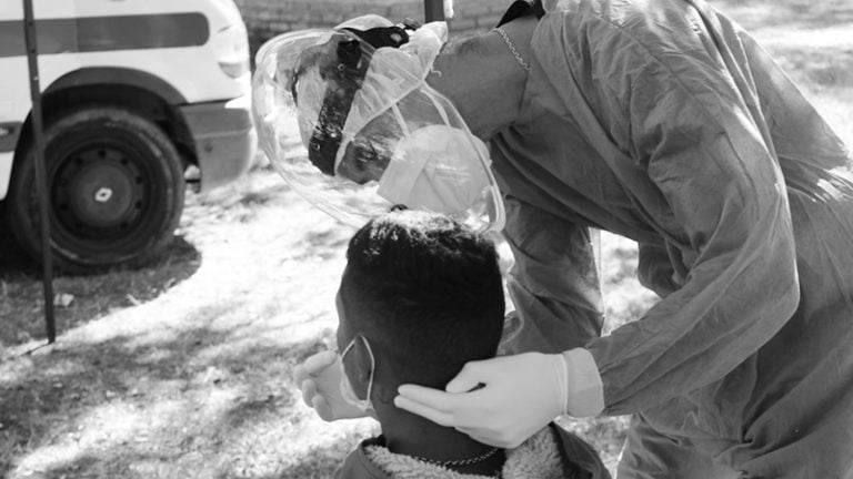 Coronavirus busquedaactiva generalpico testeo byn 19enero2021