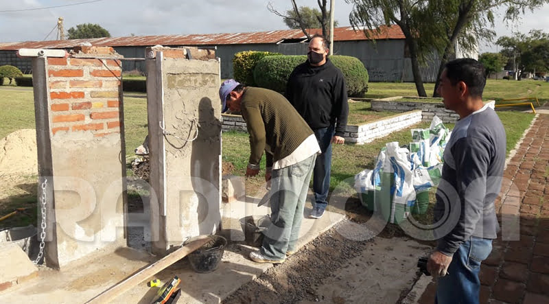 Pintooscar Monumento Memoria Albaniles 17marzo2021