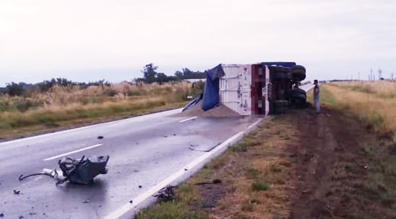 Camionero Choque Vuelco Cordoba 14marzo2021