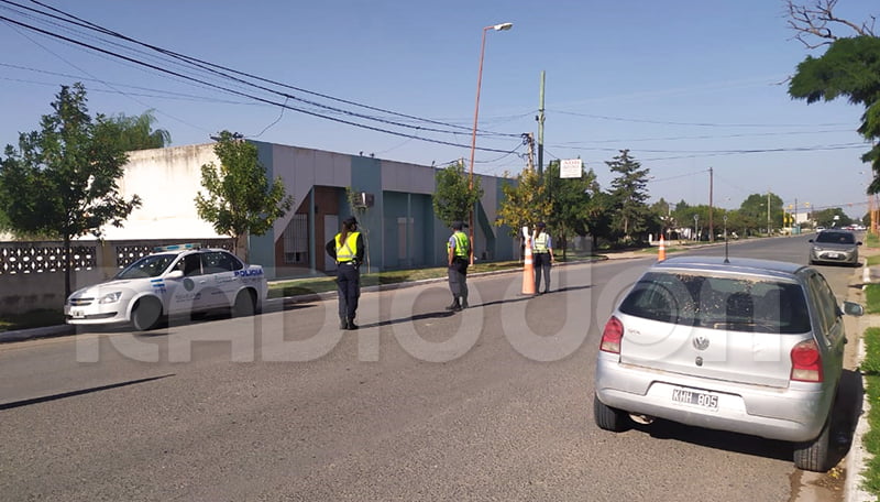 Transito Control Policia Castex Acceso 21marzo2021