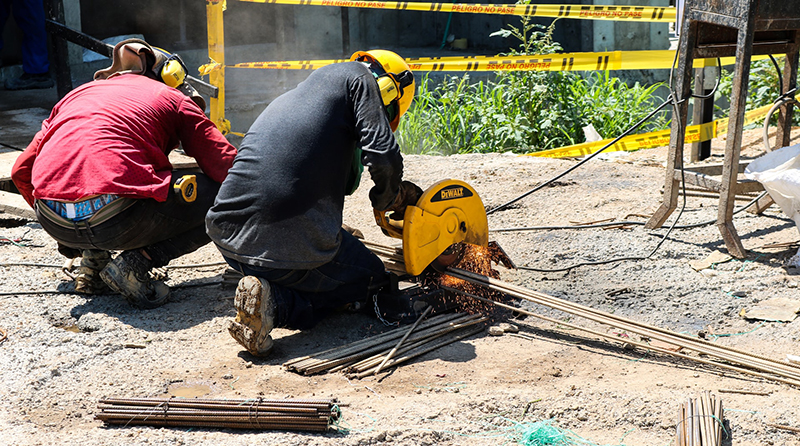 Trabajadores cortadora hierros metalurgicos 4junio2021