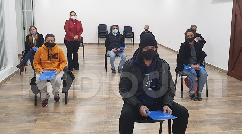 Curutchetmonica entrega actas proteccionviviendas 8julio2021