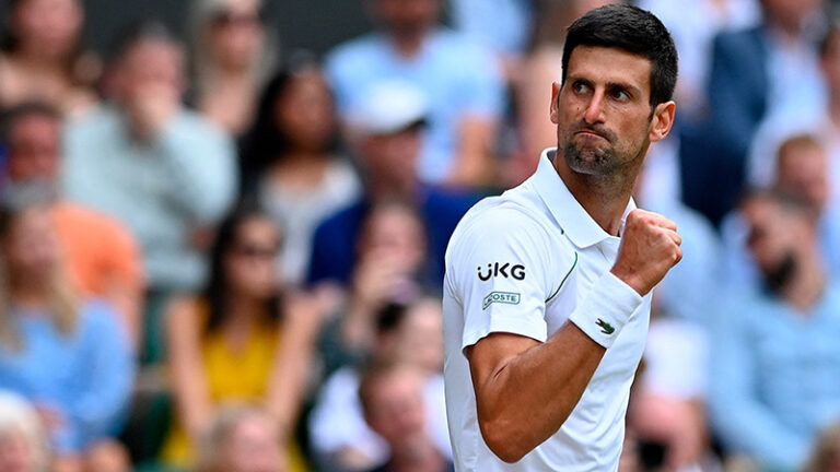 Djokovicnovak festejo wimbledon 11julio2021