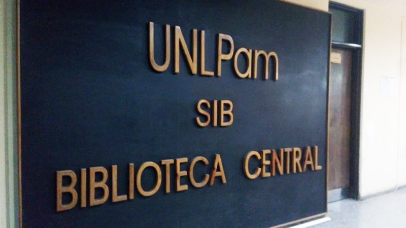 Unlpam Biblioteca Puerta Cartel 23setiembre2021