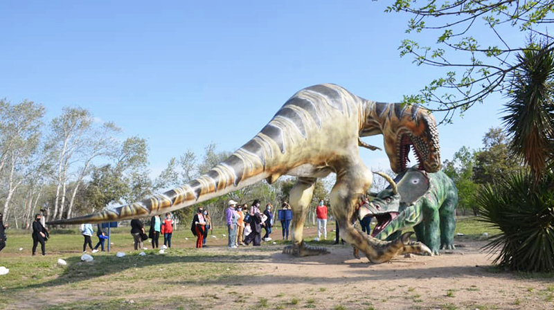 Parque prehistoria autoridades recorrida 19octubre2021