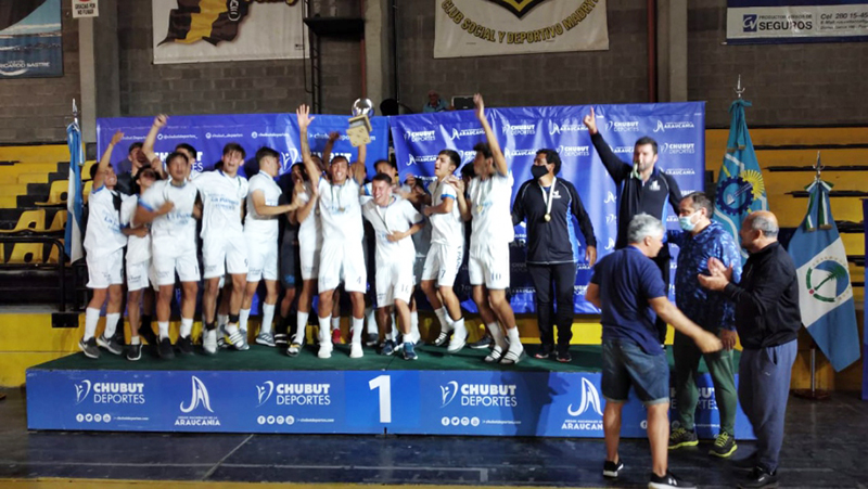 Juegosaraucania2021 futbol masculino lapampa festejo 8noviembre2021