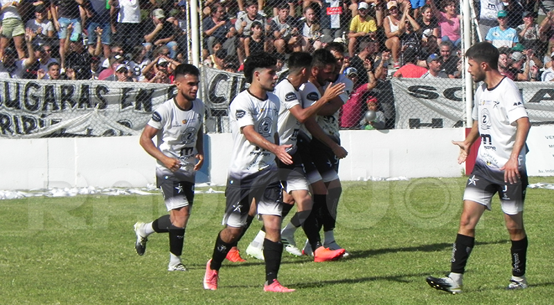 Torneoprovincial2022 Estudiantil Racingclub Ramirezricardo Festejo 13marzo2022