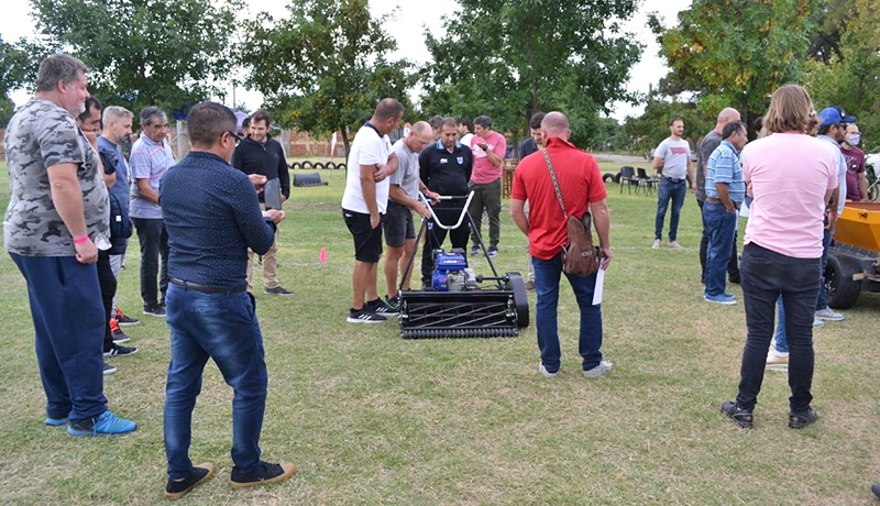 Capacitacion Canchas Maquina Demostracion Trenel 12marzo2022