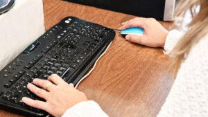 Educacion teclado computadora inscripcion 31mayo2022