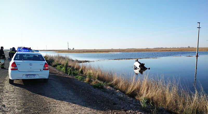 Vuelco Auto Laguna Rutaprovincial10 20agosto20222