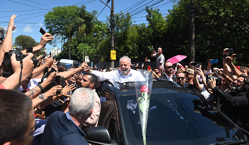 Brasil Luladasilva Elecciones Saludo Militantes 30octubre2022