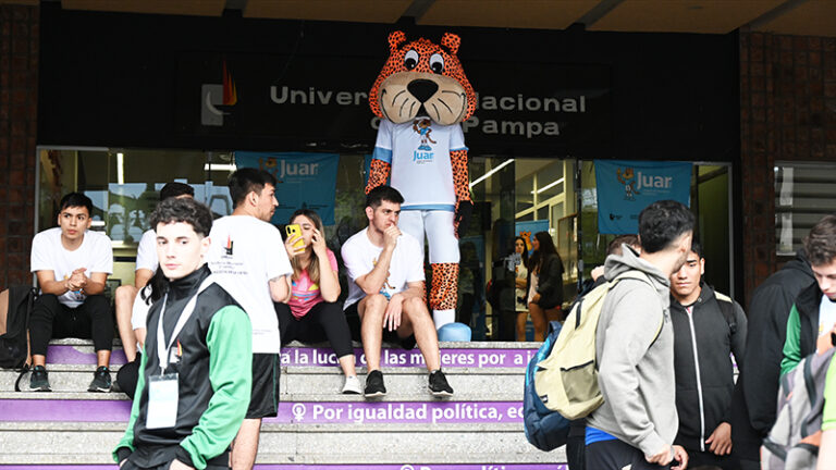 Unlpam juar regionpatagonia mascota deportistas 7octubre2022