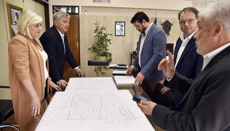 Ziliottosergio bongiovanniviviana licitacion pavimentacion funcionarios 18noviembre2022