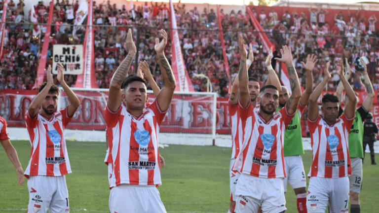 Sanmartin mendoza futbolistas saludo 10febrero2023