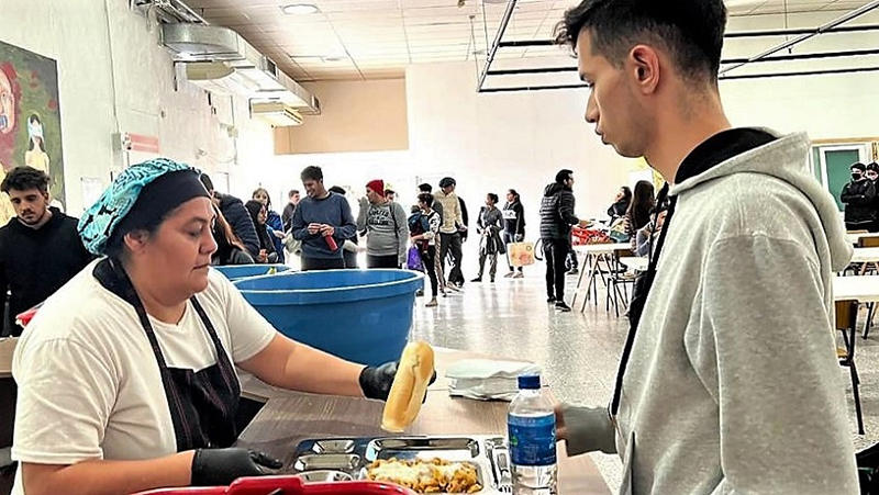Unlpam comedoruniversitario estudiante cocinera 7abril2023