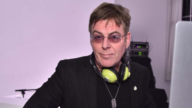 Andy rourke the smiths