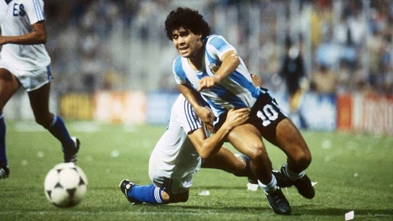 Maradona Camiseta Salvador