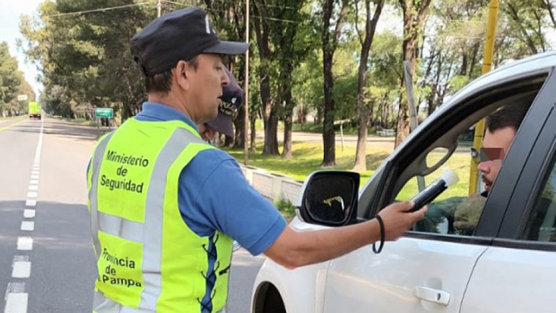 Transito Policia Alcoholemia Control Conductor 6noviembre2023