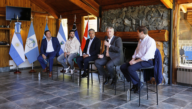 Ziliottosergio reunion gobernadores patagonia neuquen conferenciaprensa 11enero2024 4