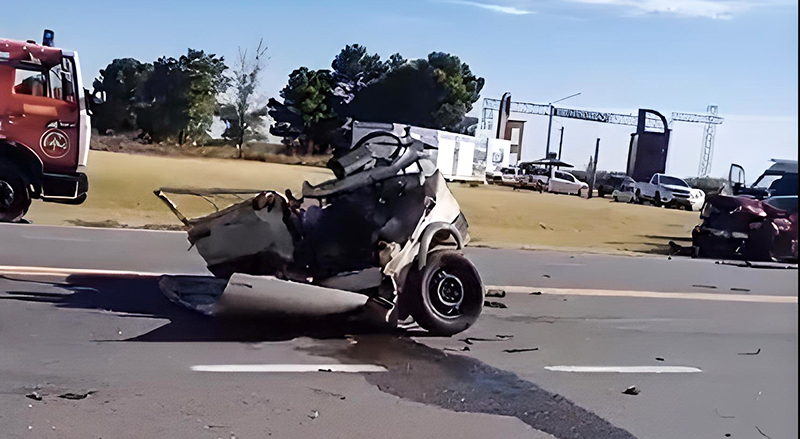 Choque Tragico Uriburu Auto Destrozado 26enero2024