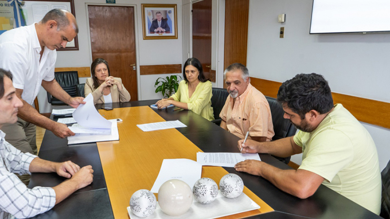 Gonzalezfernanda Convenio Apicultores Generalpico 27febrero2024