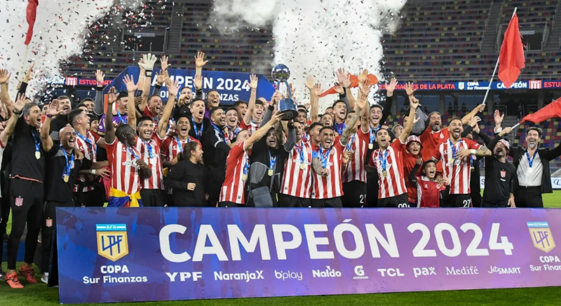 Estudiantes laplata festejo copadelaliga 5mayo2024