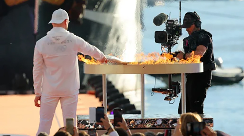 Deportista Antorchaolimpica Relevo Burdeos 23mayo2024