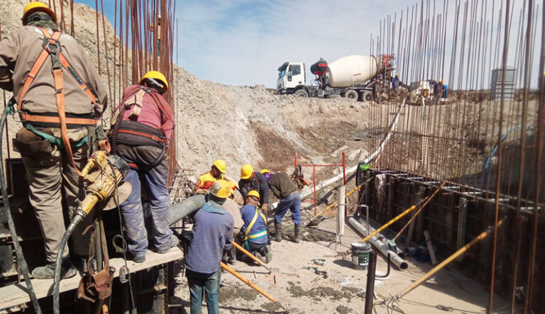 Casadepiedra toma agua trabajadores riocolorado 6noviembre2024
