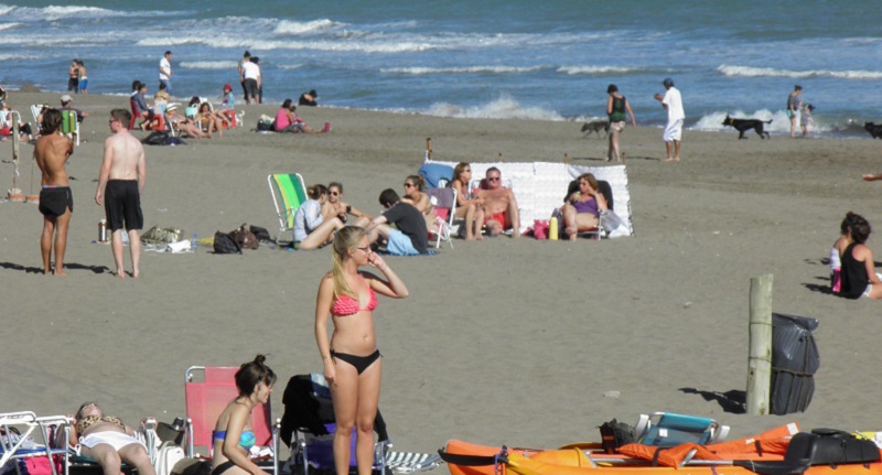 Montehermoso playa turistas 3diciembre2024