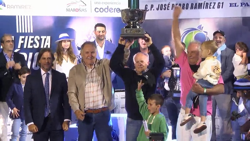 Elkodigo Caballo Argentino Hipodromo Uruguay Premio 7enero2025