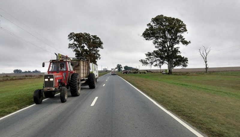 Tractor Carros Maquinarias Agricolas Ruta Lapampa 4enero2025