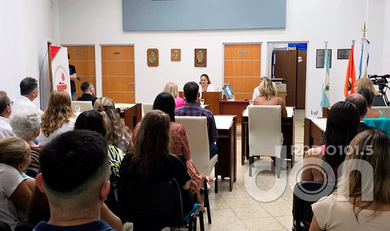 Curutchetmonica Apertura Sesiones Asistentes Concejodeliberante 6marzo2025