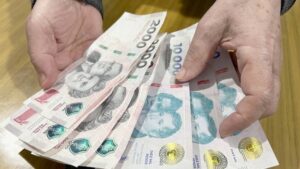 Billetes 10mil 20mil pesos 14marzo2025