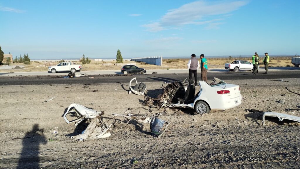 Choque Taxi Pampeanos Camioneta Trelew 6marzo2025