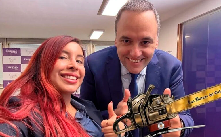 Adornimanuel communitymanager rodriguezmacarenajimena 26abril2025