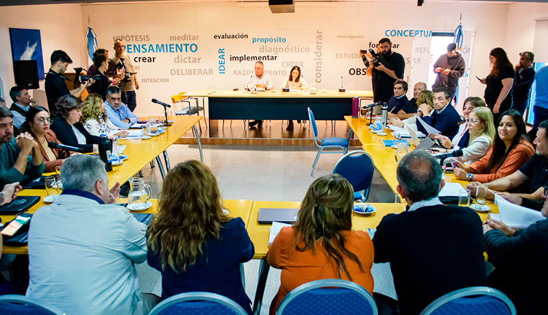 Camaradiputados medanito plenario comisiones 9abril2025