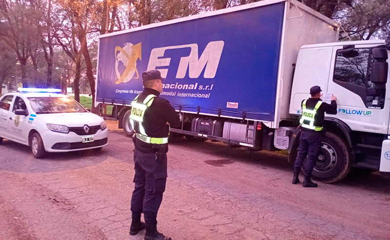 Catrilo camion secuestro chofer alcoholizado 15abril2025