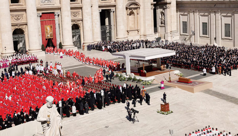 Francisco funeral aerea 26abril2025 1