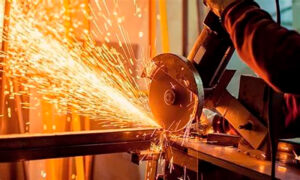 Industria pyme metalurgica trabajador 22abril2025