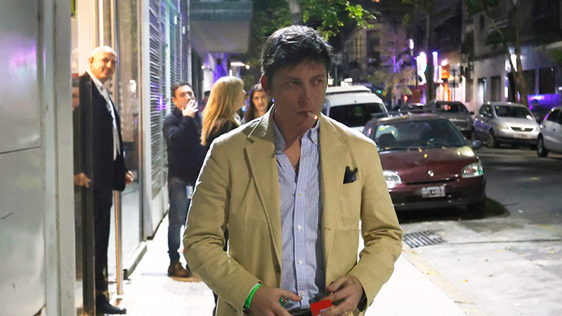 Caputosantiago cigarrillo 10mayo2025