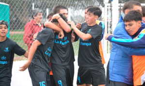 Juegospatagonicos futbolmasculino lapampa festejo 16mayo2025