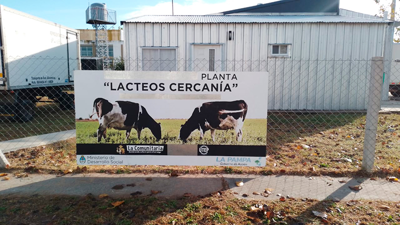 Lacomunitaria cooperativa planta lactea ingreso camion 9mayo2025