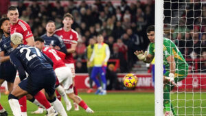 Martinezdibu atajada premierleague 31mayo2025