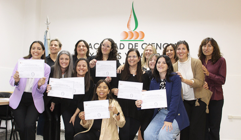Unlpam facultad cienciasexactasynaturales egresadas diplomatura diplomas 15mayo2025
